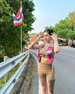 Santiwarawit08